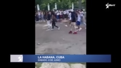 La violencia se desata entre jóvenes armados de palos y machetes en una actividad en La Habana La violencia se desata entre jóvenes armados de palos y machetes en una actividad en La Habana