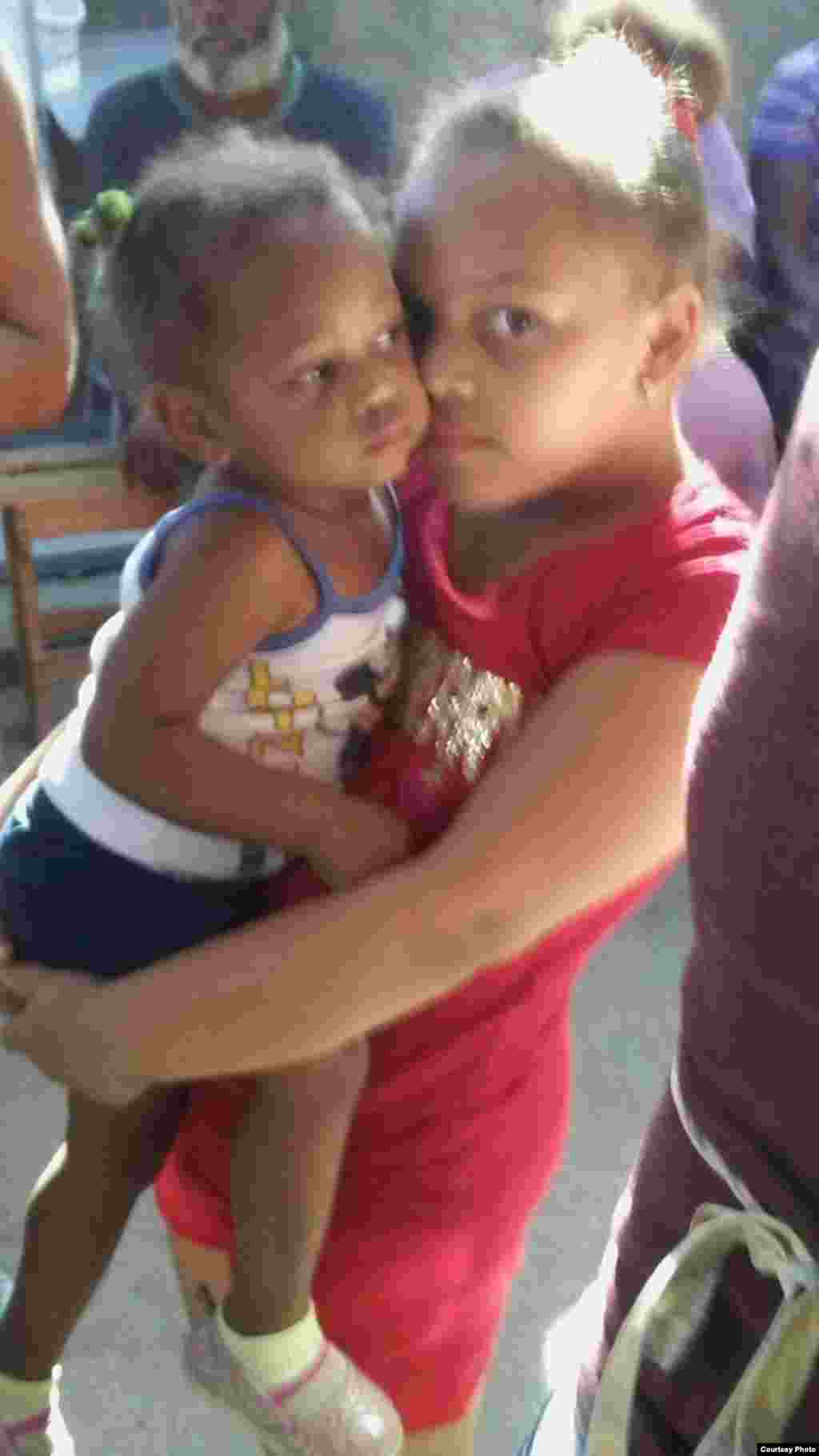 Imagen del último almuerzo a desamparados / Twitter del Proyecto Capitán Tondique