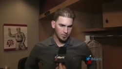 Grandal contento de hacer historia junto a Chapman Grandal contento de hacer historia junto a Chapman