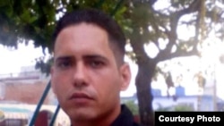 Yosvany Rosell García.