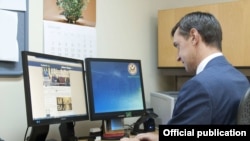 Funcionario de la Embajada de Estados Unidos en Cuba.