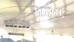 Cubanos cruzan en bus desde Panamá a Costa Rica Cubanos cruzan en bus desde Panamá a Costa Rica