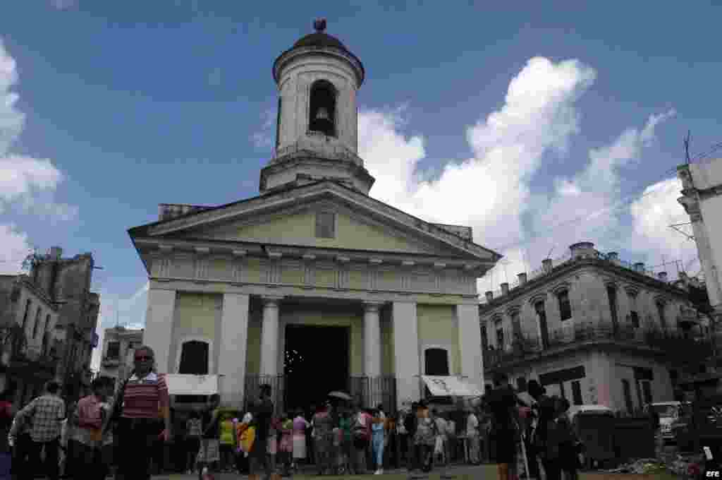 Sylvia Iriondo, de M.A.R (Madres y Mujeres Anti-Represión) por Cuba, lo que los cubanos han visto en este año es "más de lo mismo", y al mismo tiempo se ha hecho "más que evidente que el régimen no tiene la menor intención de cambiar. 