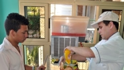 Hoy con Rosa Escalona, Marta Beatriz Roque y Dairis González Hoy con Rosa Escalona, Marta Beatriz Roque y Dairis González