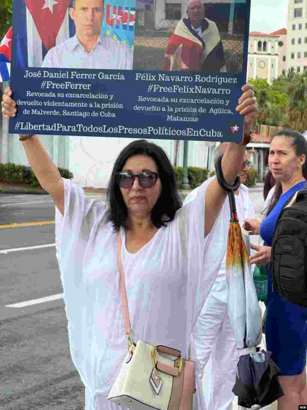 Los manifestantes exigieron la libertad de José Daniel Ferrer y Félix Navarro.