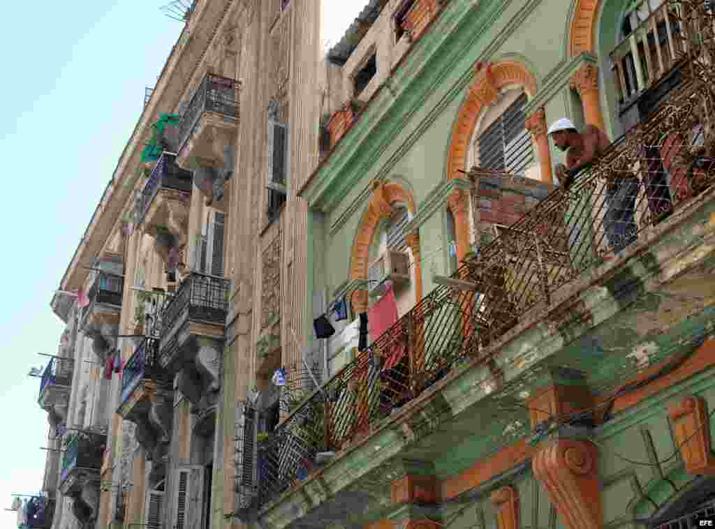 Con la reforma migratoria se derogó la Ley No. 989, emitida el 5 de diciembre de 1961, que disponía la nacionalización mediante confiscación -a favor del Estado cubano- de los bienes, derechos y acciones quienes se ausentaran con carácter definitivo del país.