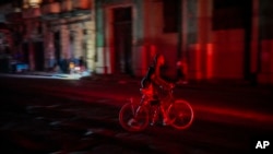 Apagón masivo en Cuba llega a su cuarto día