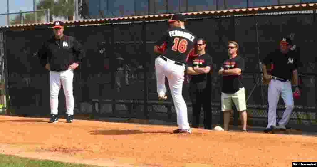 El lanzador José Fernández (Santa Clara, 1992) debutó en las Grandes Ligas en 2013. Fue sometido a la operación Tommy John en 2014 y se espera que regrese a la acción después del Juego de las Estrellas. Todo parece indicar que está en buenas condiciones... Fue seleccionado el Novato del Año en 2013, cuando ganó 12 juegos, perdió 6 y tuvo un promedio de carreras limpias permitidas de 2.19. En 2014, obtuvo 4 victorias frente a 2 derrotas. 